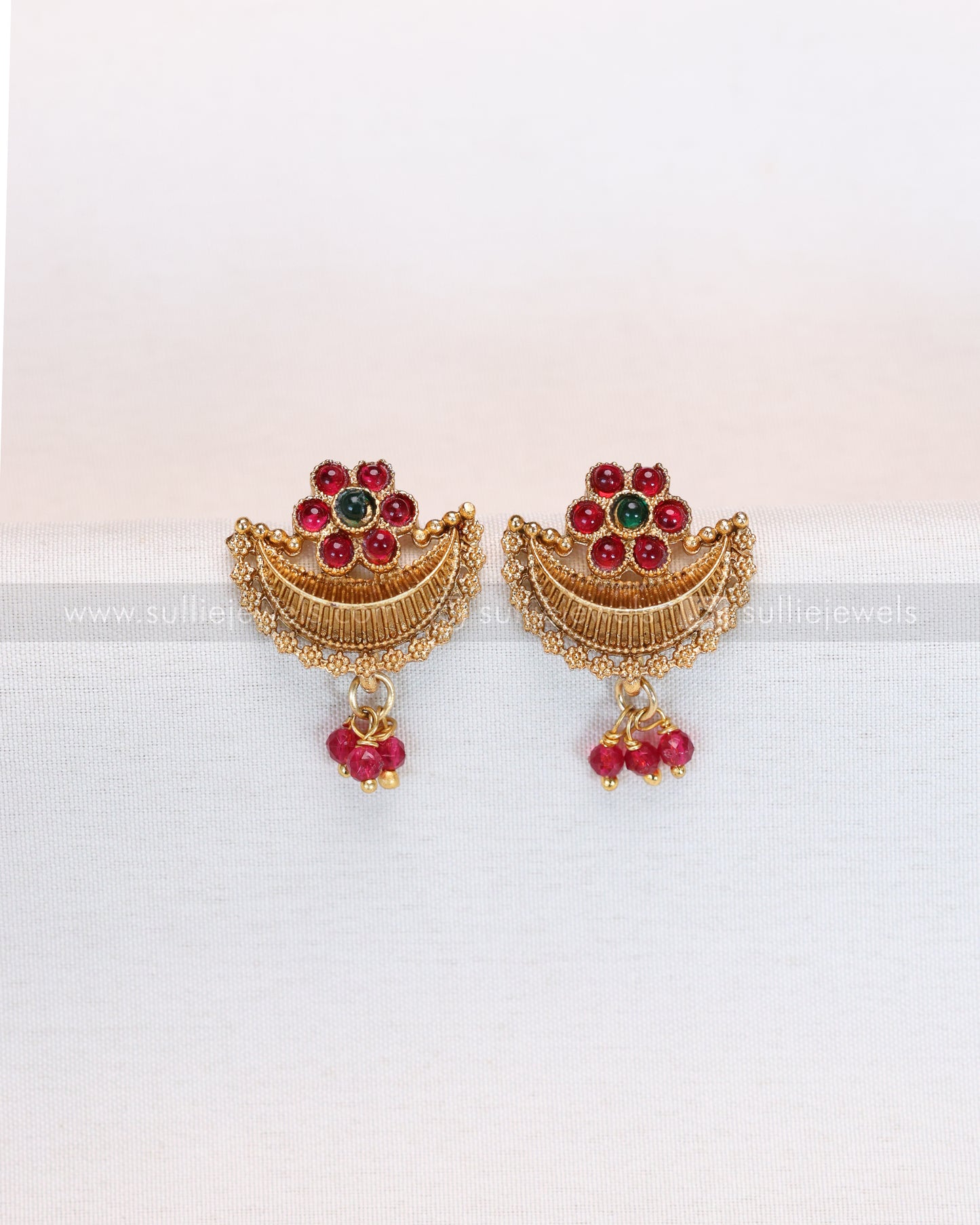 3875 - Ruby Green Flower Gold Ardha Chandra Necklace with Stud