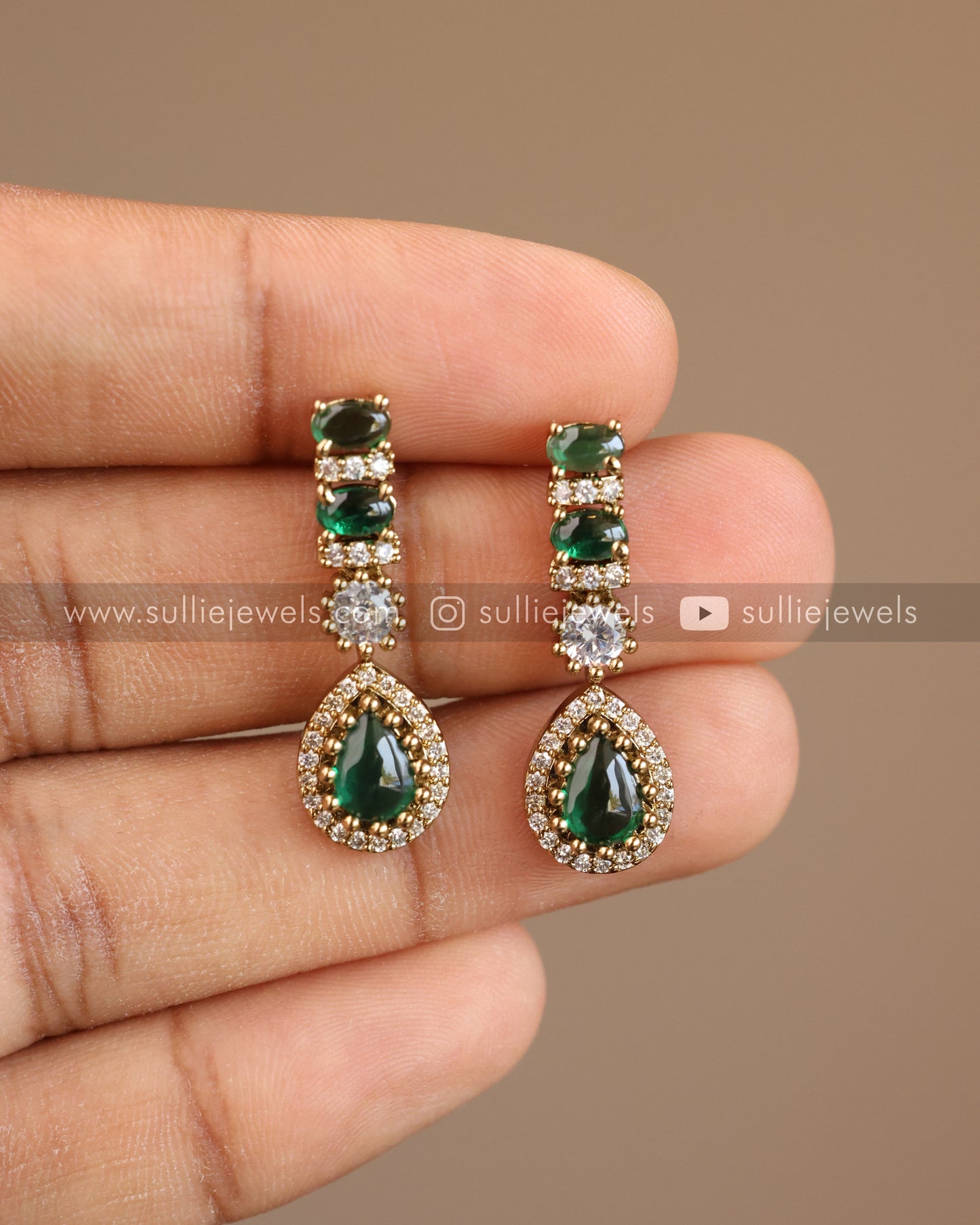 Diamond Raindrop Green Necklace with Earring