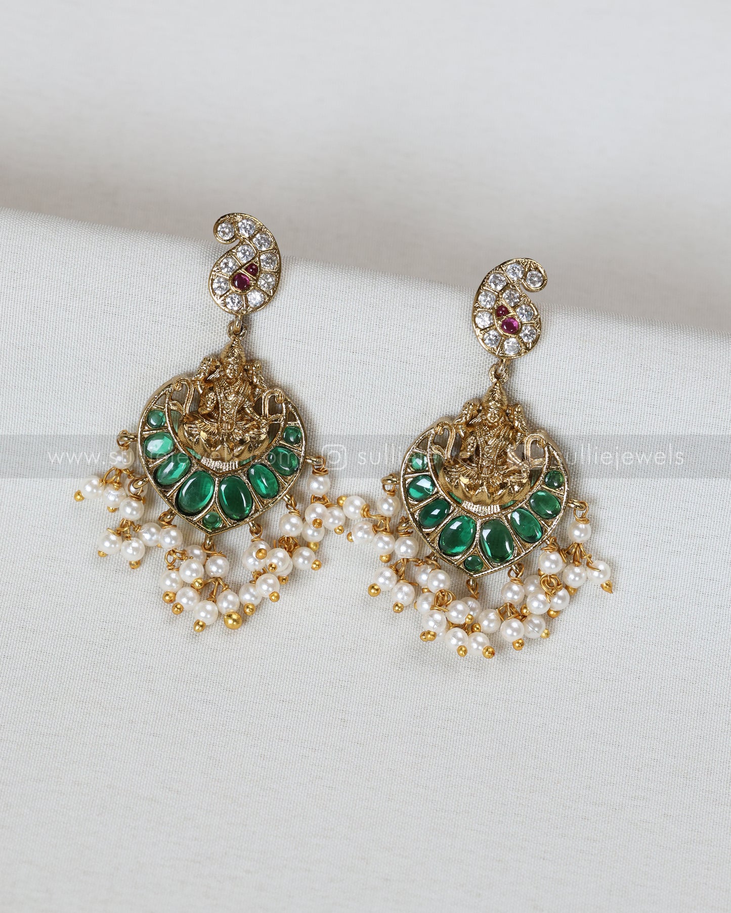 7153 - Lakshmi Emerald Mango Guttapusalu Long Chain with Earring