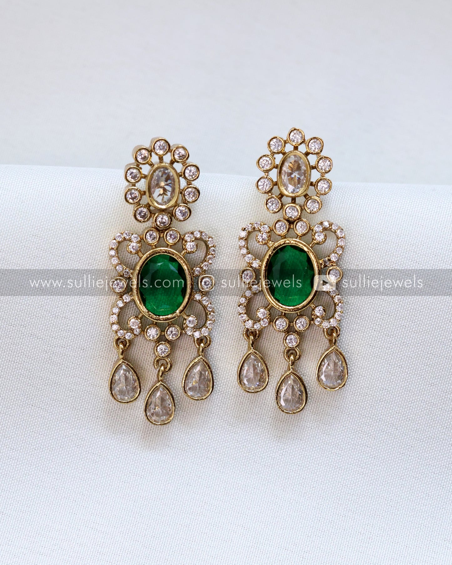 Victorian Emerald Necklace with Earring
