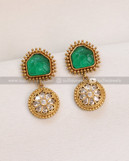 Green Carved Stone Kemp Hasli with Earring