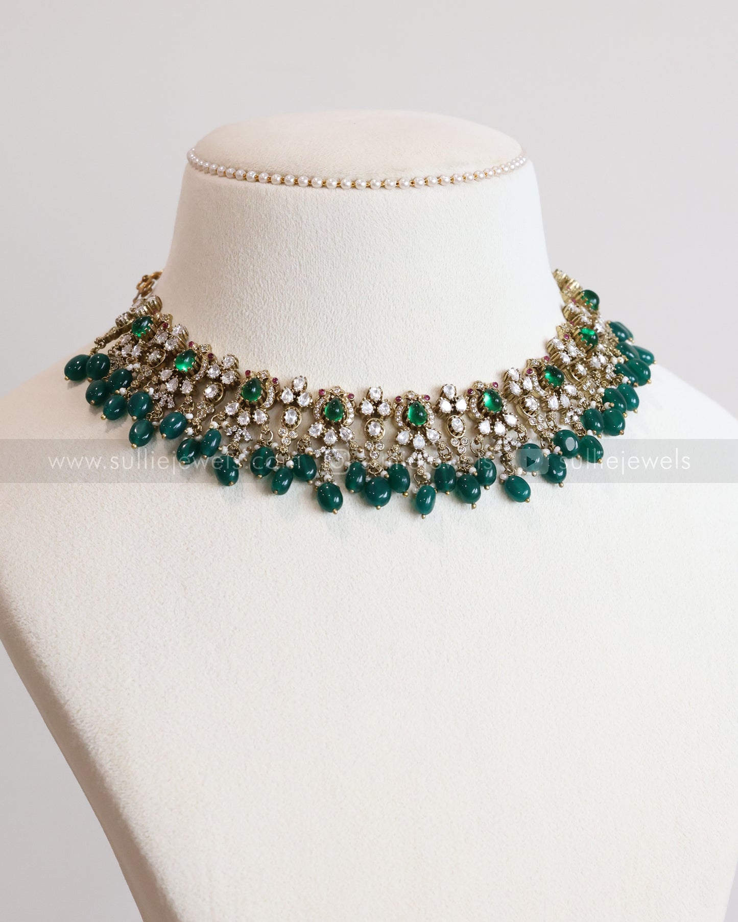 3721 - Green Victorian Premium Diamond Necklace with Jhumkas