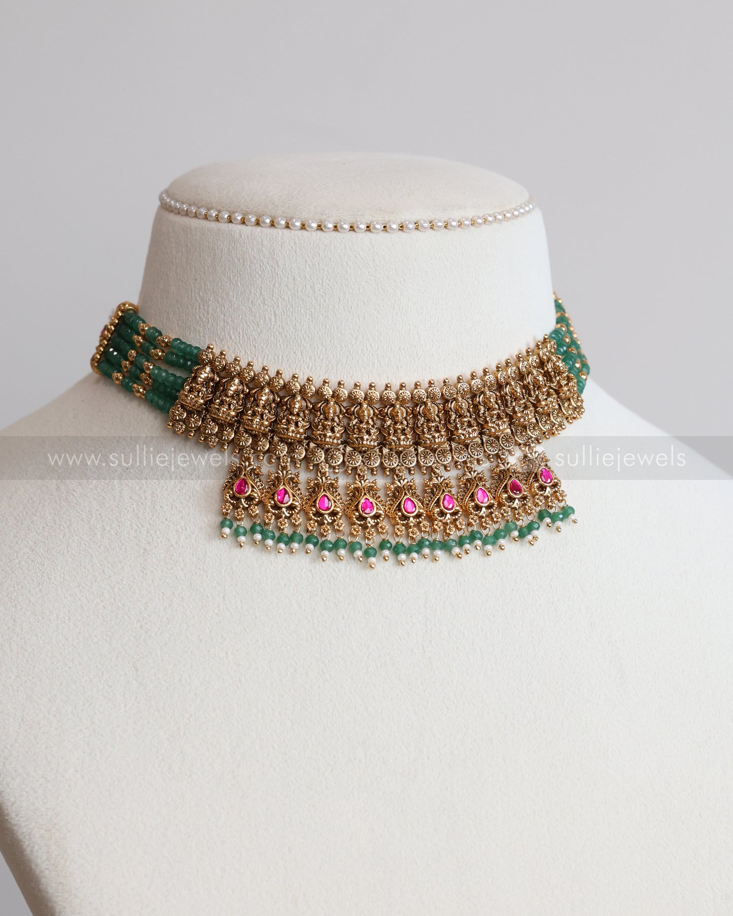 2119 - Lakshmi Premium Kemp & Onyx Beads Choker with Jhumka