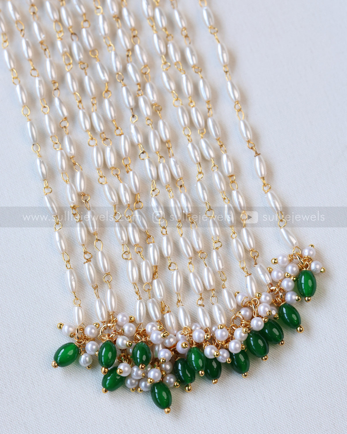 1094 - Round Floral Kemp Hair Brooch with Long Layered Rice Pearl & Green Beads