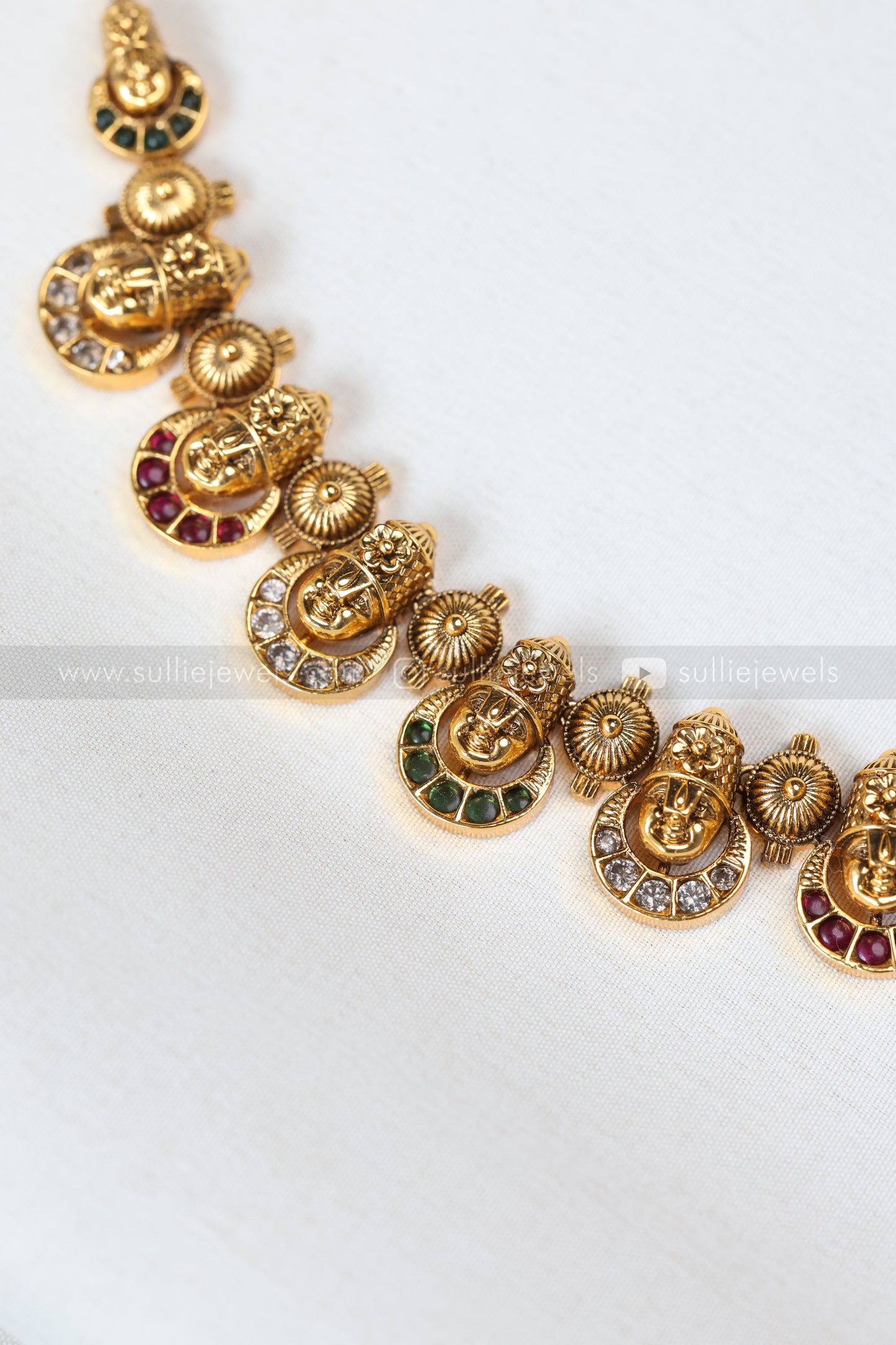 3713 - Venkateswara AD Necklace with Stud
