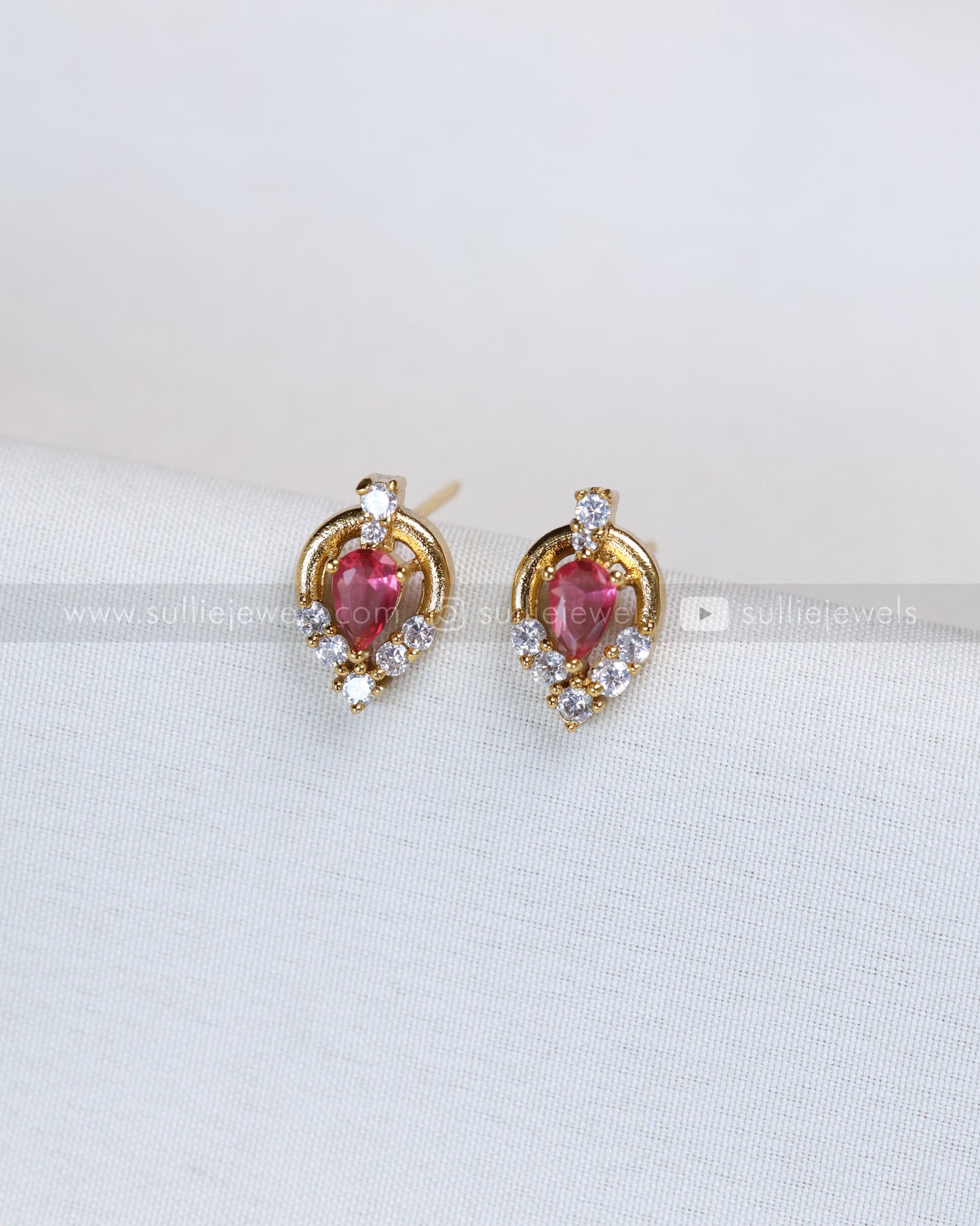 3719 - Ruby Stone Raindrop Hasli with Stud