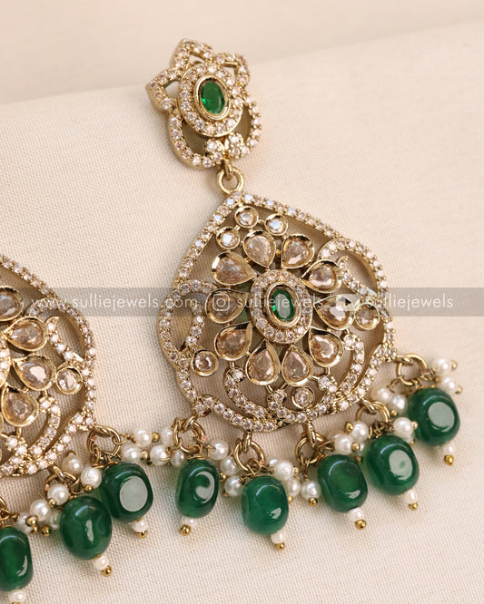 Victorian Green Choker with Earrings