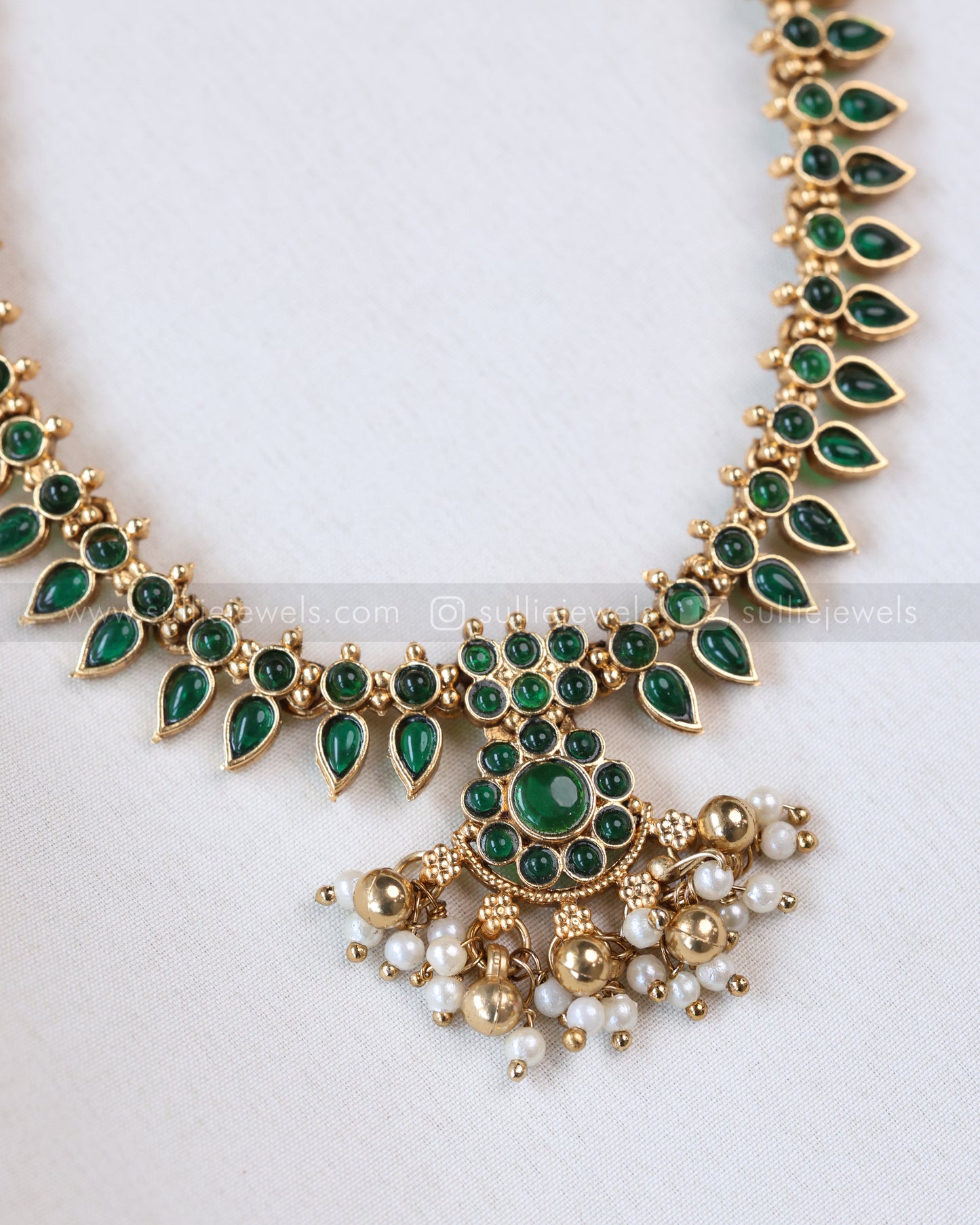 7188 - Sullie Basic Green Palakka Mango Long Chain with Stud