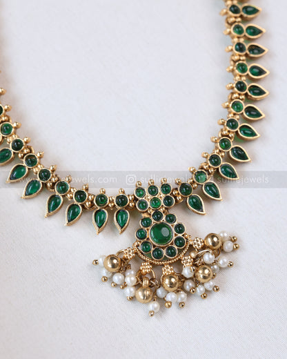 7188 - Sullie Basic Green Palakka Mango Long Chain with Stud