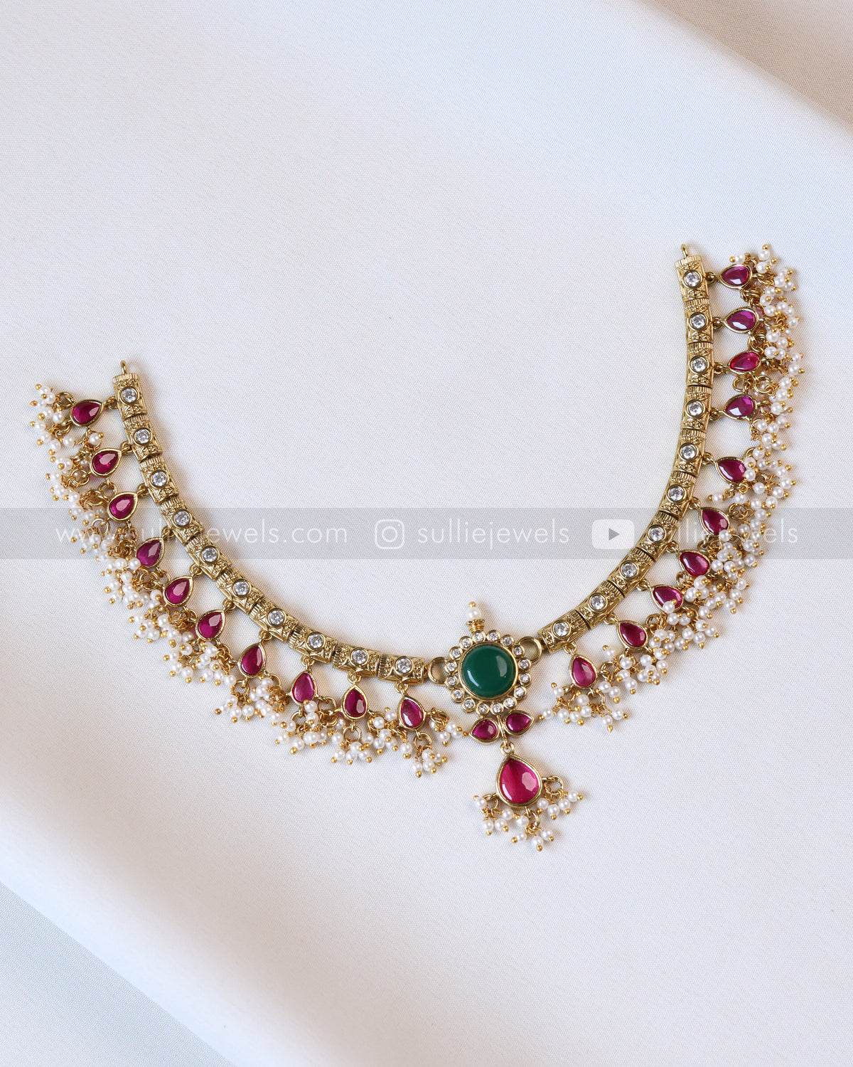 3966- Premium Emerald Centre Stone Ruby Guttapusalu Necklace with Earring