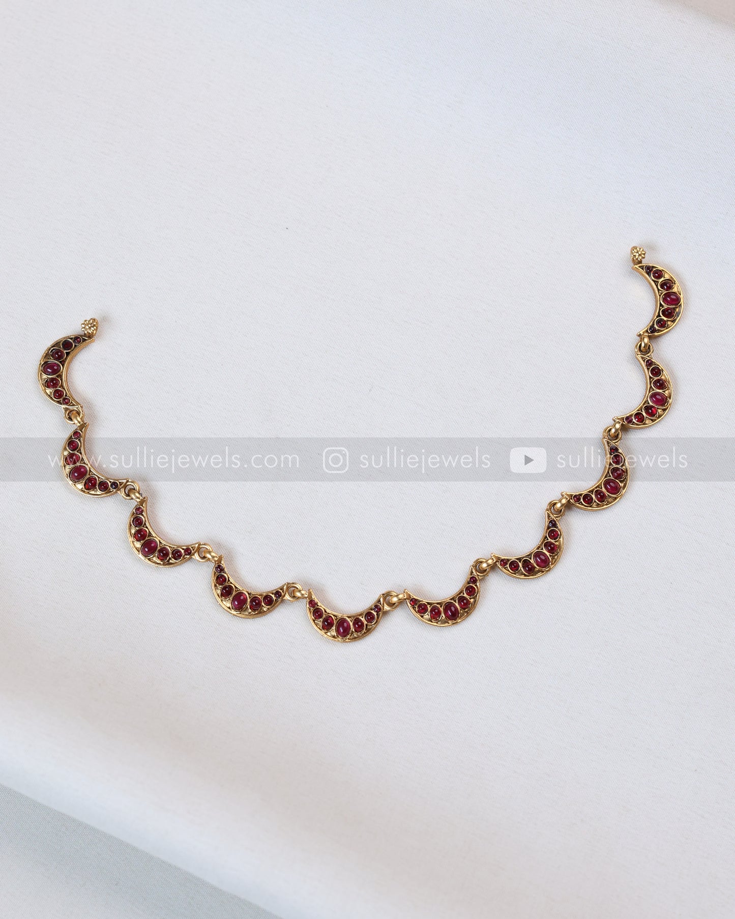 3763 - Sullie Basic Red Stone Crescent Moon Necklace with Earring