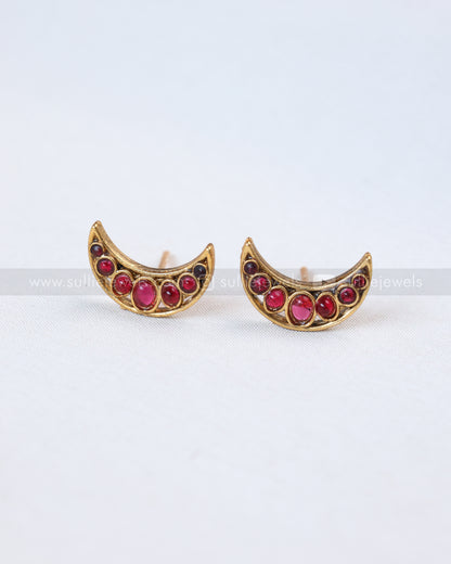 3763 - Sullie Basic Red Stone Crescent Moon Necklace with Earring