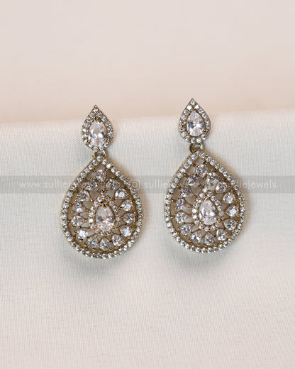 3959 - Raindrop Diamond Lookalike Designer Necklace with Studs - White