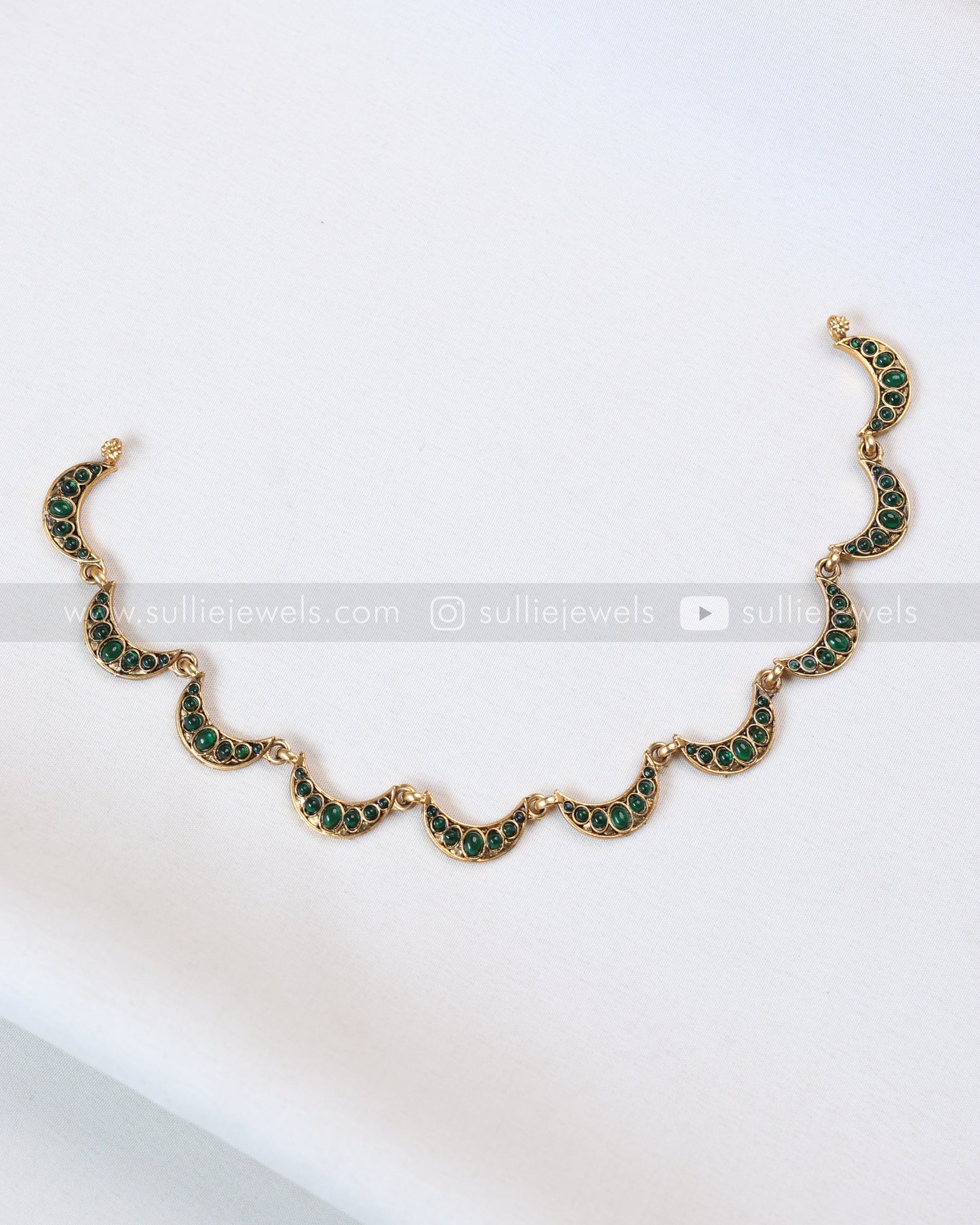 3764 - Sullie Basic Green Stone Crescent Moon Necklace with Earring