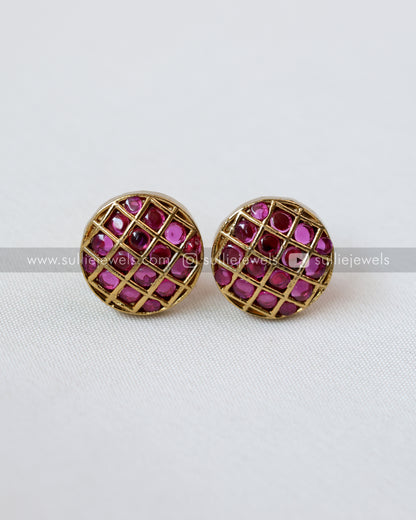 Kemp Sphere Hasli with Studs