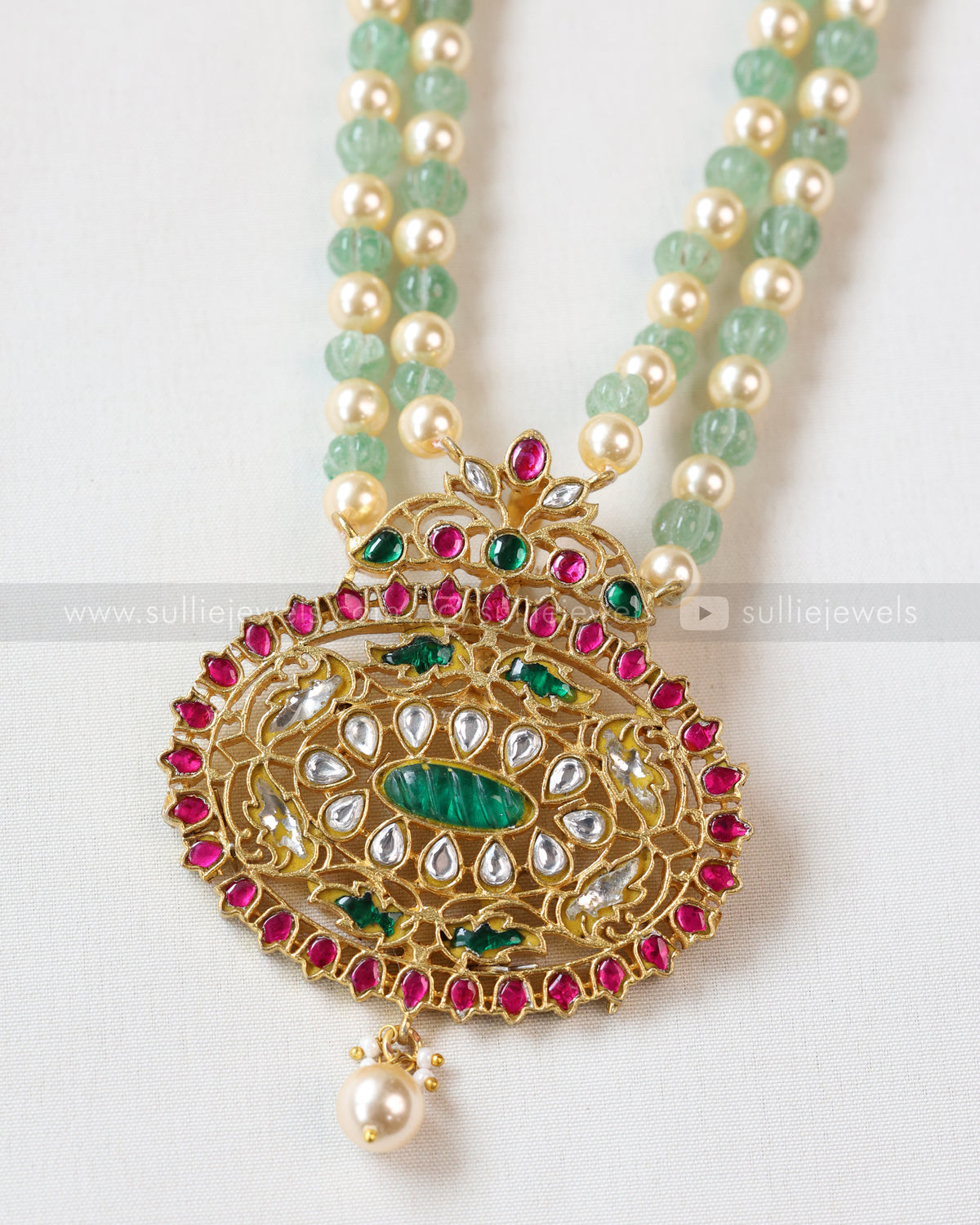 6059 - Kemp Premium Pendant with Pearl & Mint Chain