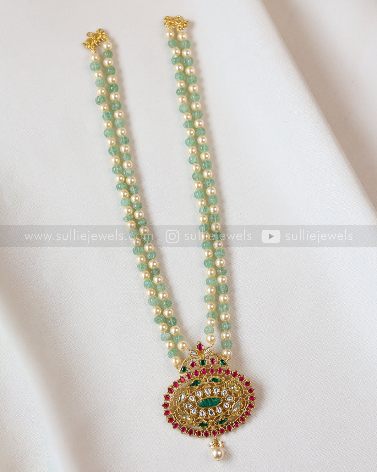 6059 - Kemp Premium Pendant with Pearl & Mint Chain