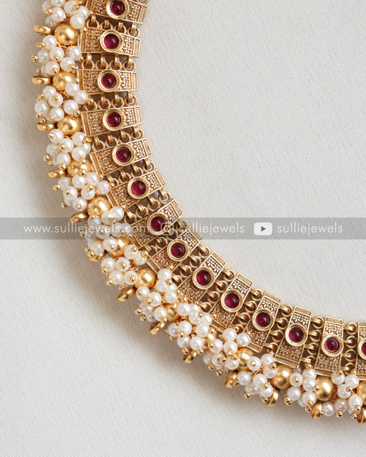 Sullie Basic - Red Stone Pearl Neckace with Stud