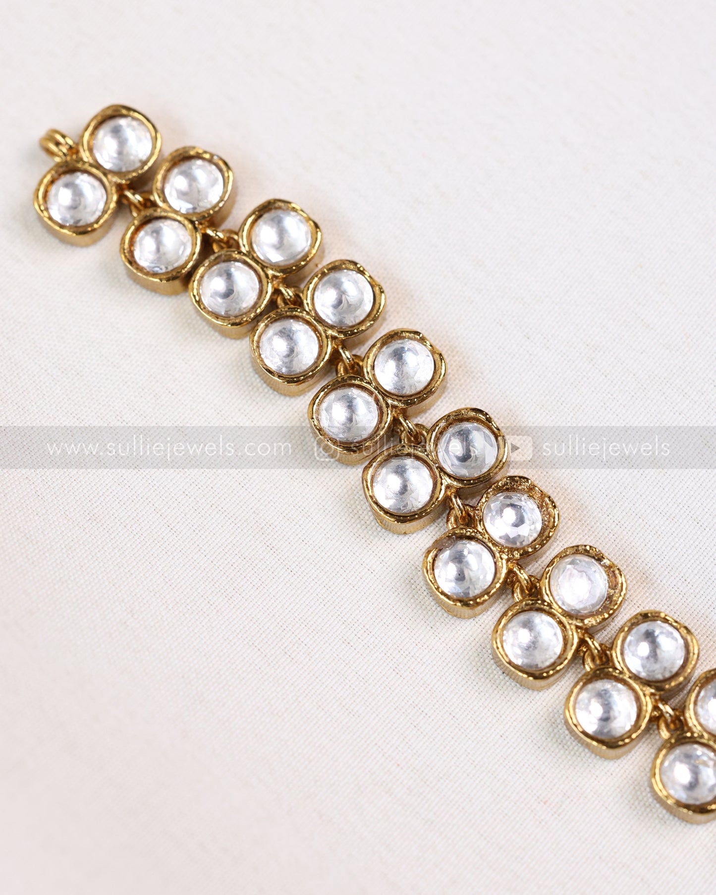 3678 - Flower Design Polki Necklace with Stud
