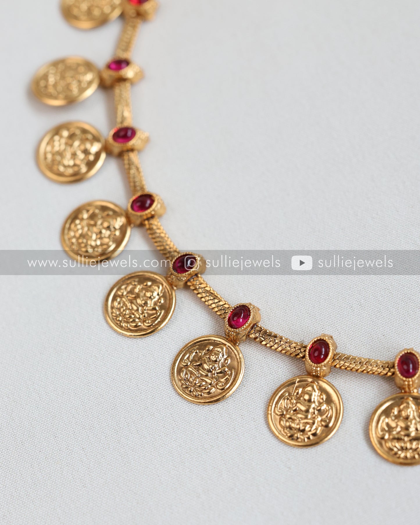 Lakshmi Coin Minimal Gold Necklace with Stud
