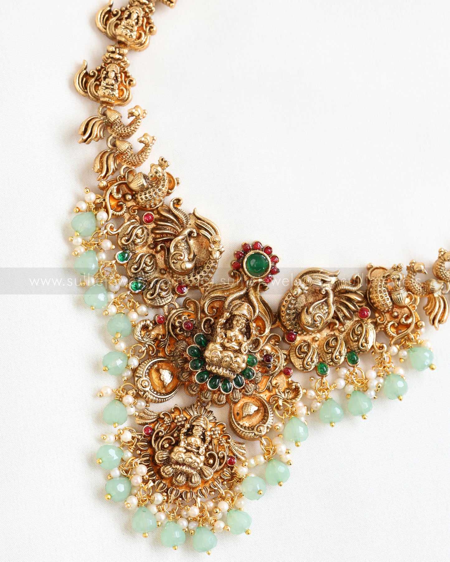 Sullie Basic - Lakshmi Necklace with Mint Beads and Earrings