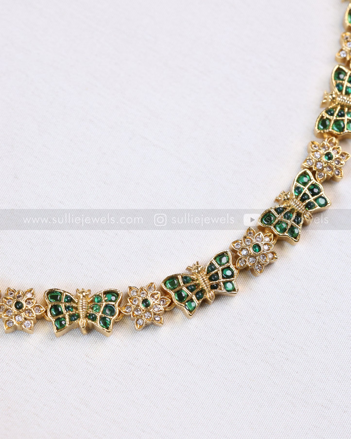 3859 - Green AD Floral Butterfly Necklace with Stud
