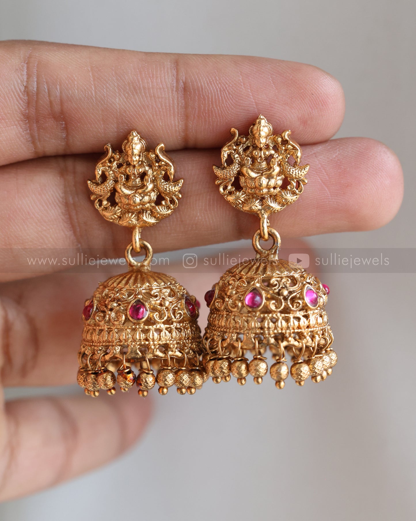 6039 - Sullie Basic Temple Design Lakshmi Pendant Ball Chain with Earring