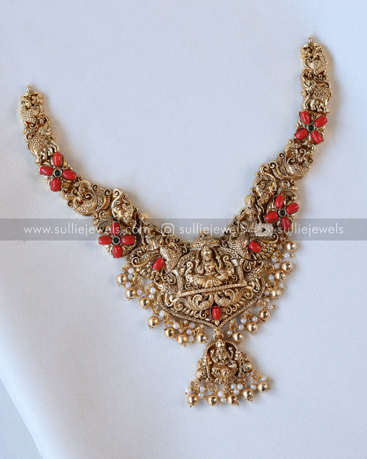 Sullie Basic - Goddess Coral Necklace with Stud