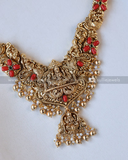 Sullie Basic - Goddess Coral Necklace with Stud