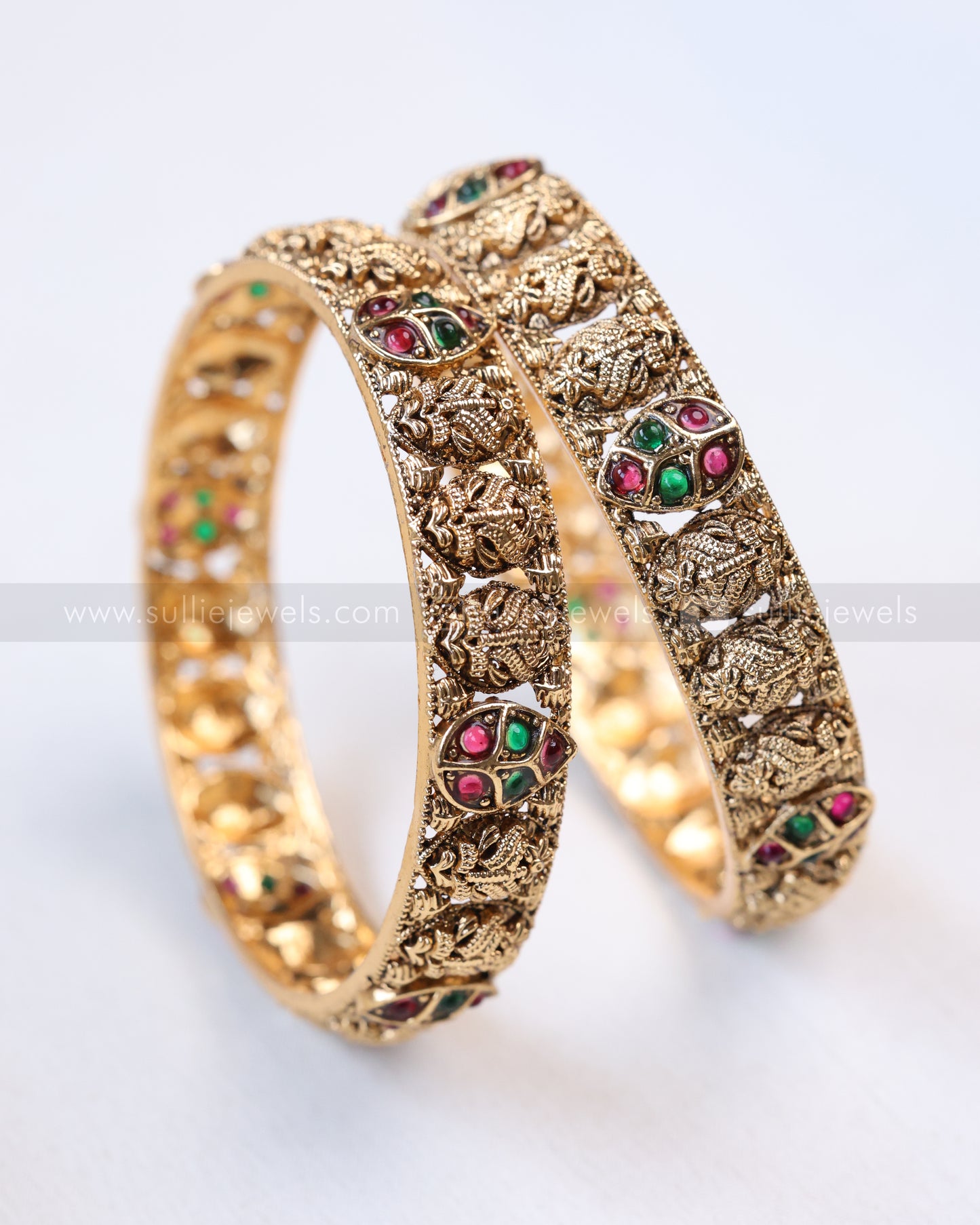 9053 - Sullie Basic - Leaf Design Multi Stone Gold Bangle - Set of 2