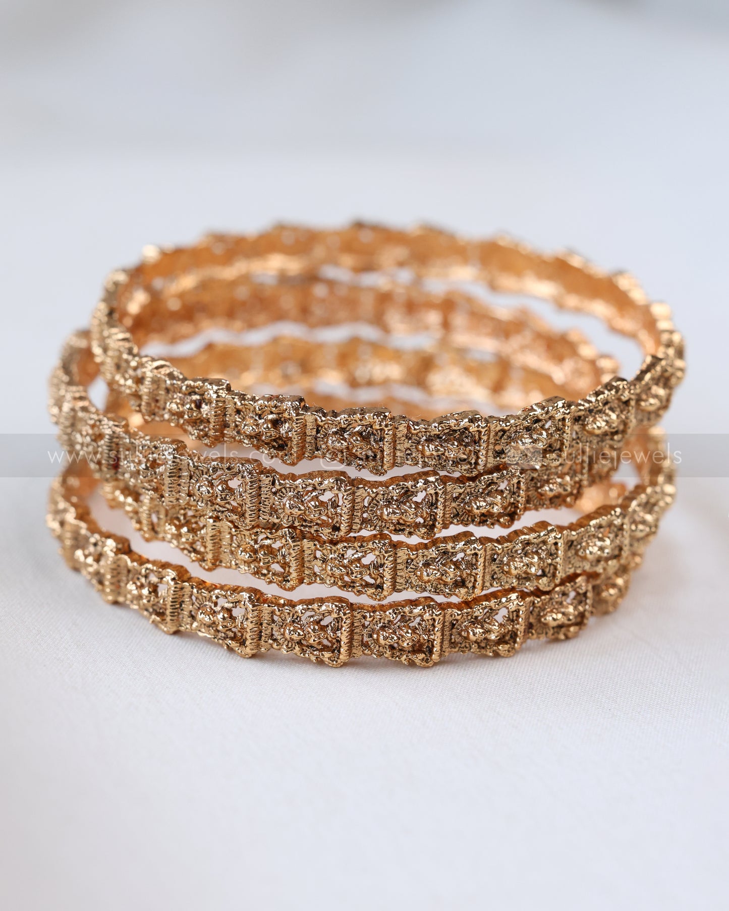 9060 - Sullie Basic Lakshmi Gold Bangle - Set of 4
