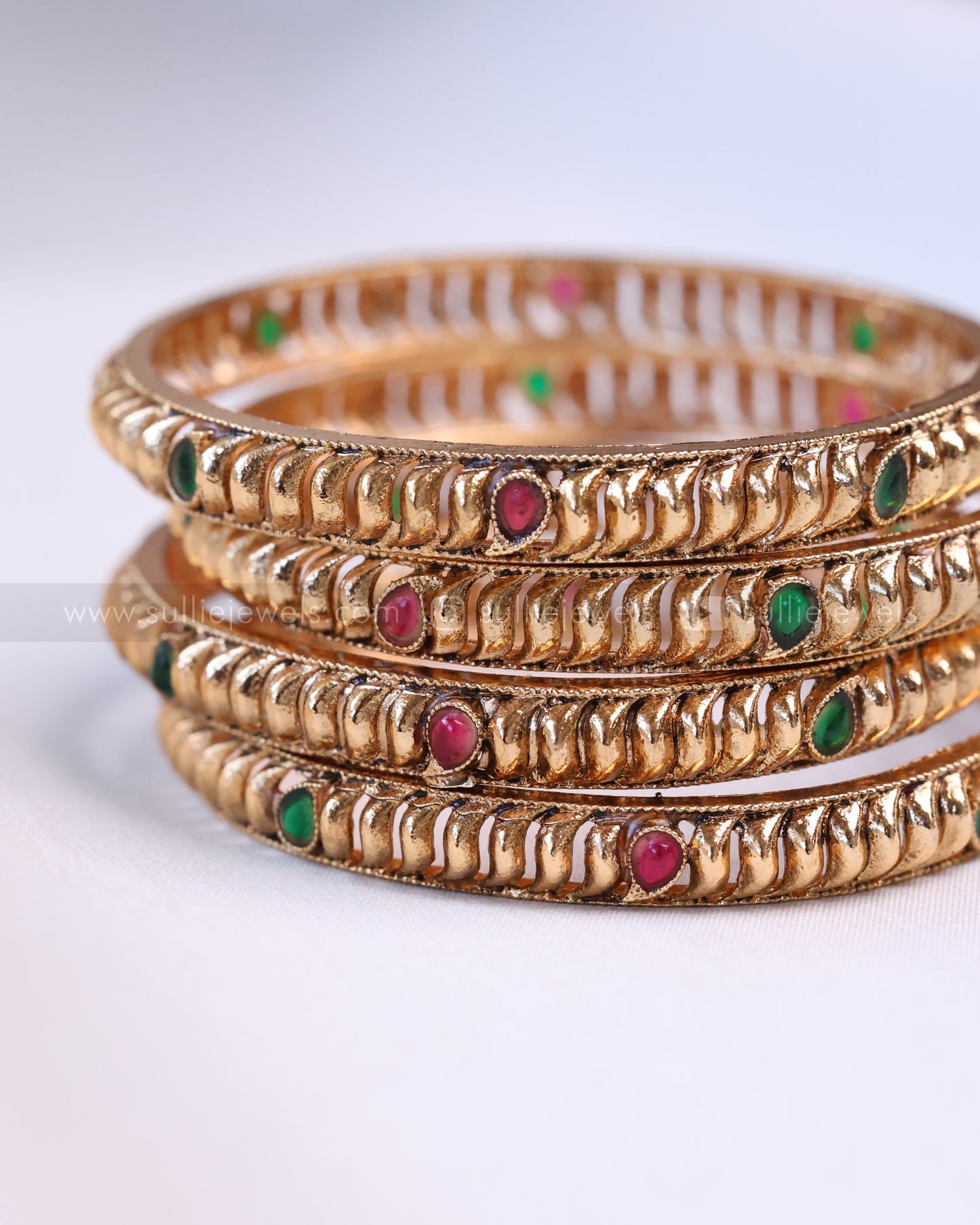 9041 - Sullie Basic - Multi Stone Spiral Design Bangle - Set of 4