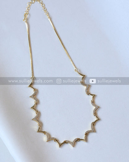 Diamond Curved Necklace with Earrings