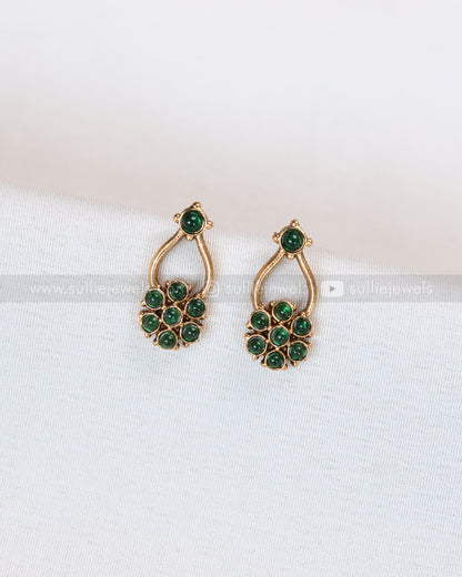 3851 - Sullie Basic - Green Floral Necklace with Stud