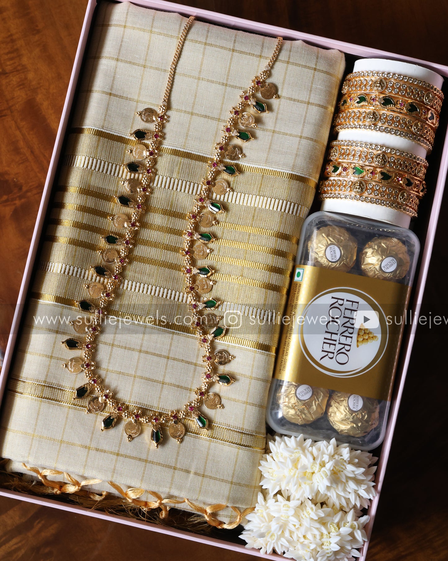 Premium Onam Gift Hamper - Saree, Jewelry & Chocolates