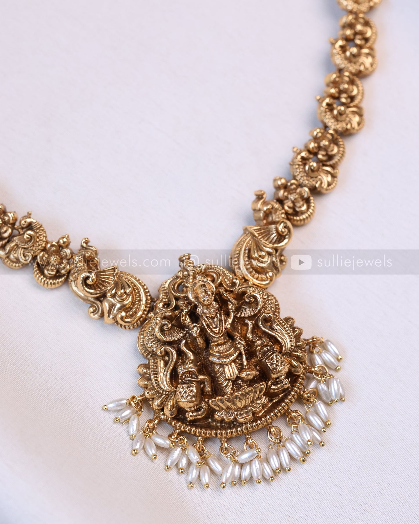 3755 - Sullie Basic - Lord Vishnu Necklace with Jhumka