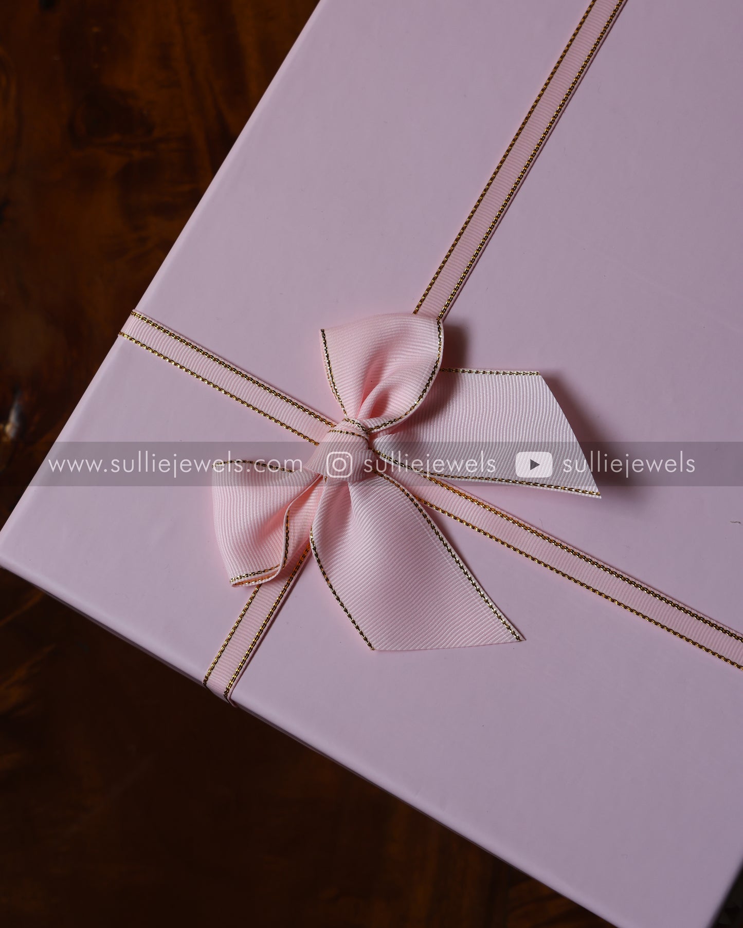 Gift Box - Ribbon Blush Pink Rigid Large Premium Box - 33x25x11cm