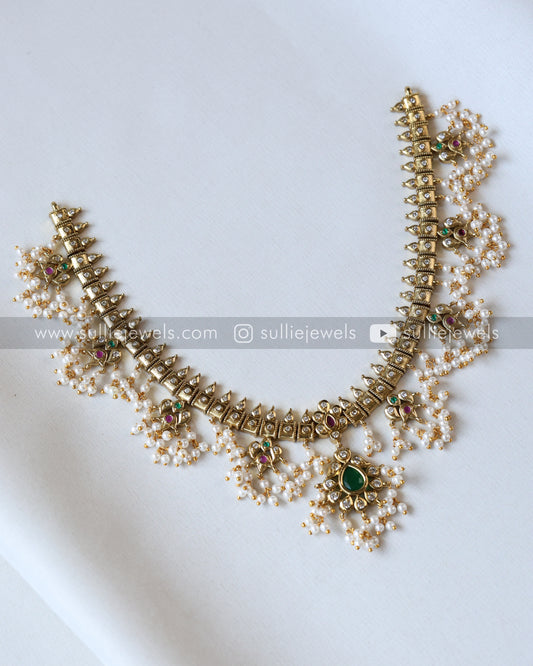 Premium Emerald Guttapusalu Necklace with Earring