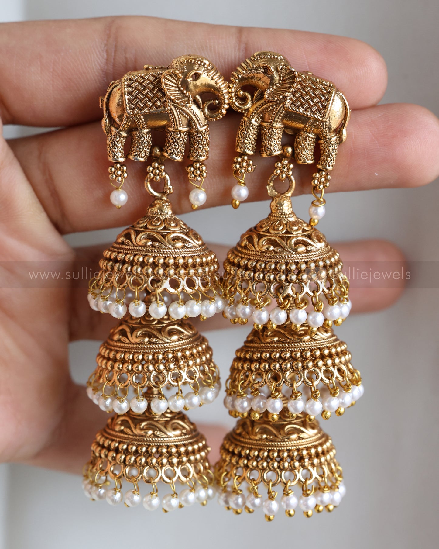E1245 - Sullie Basic Elephant Pearl 3 Layer Jhumka