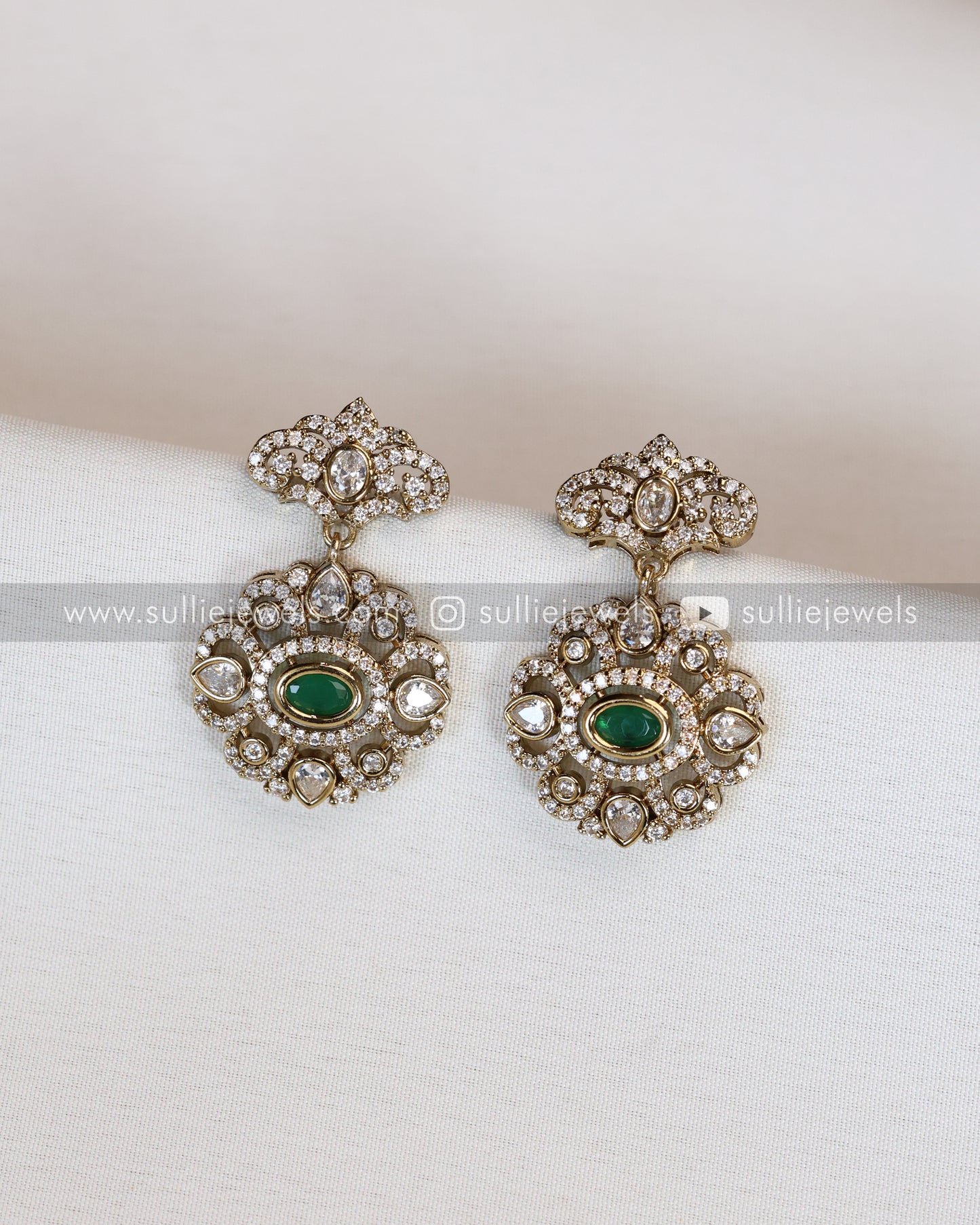 Multicolour Stone Victorian Necklace with Earrings