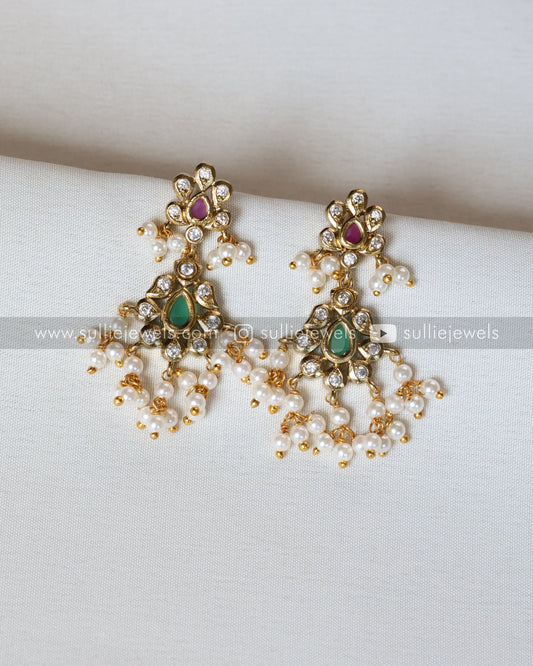 Emerald Guttapusalu Earring