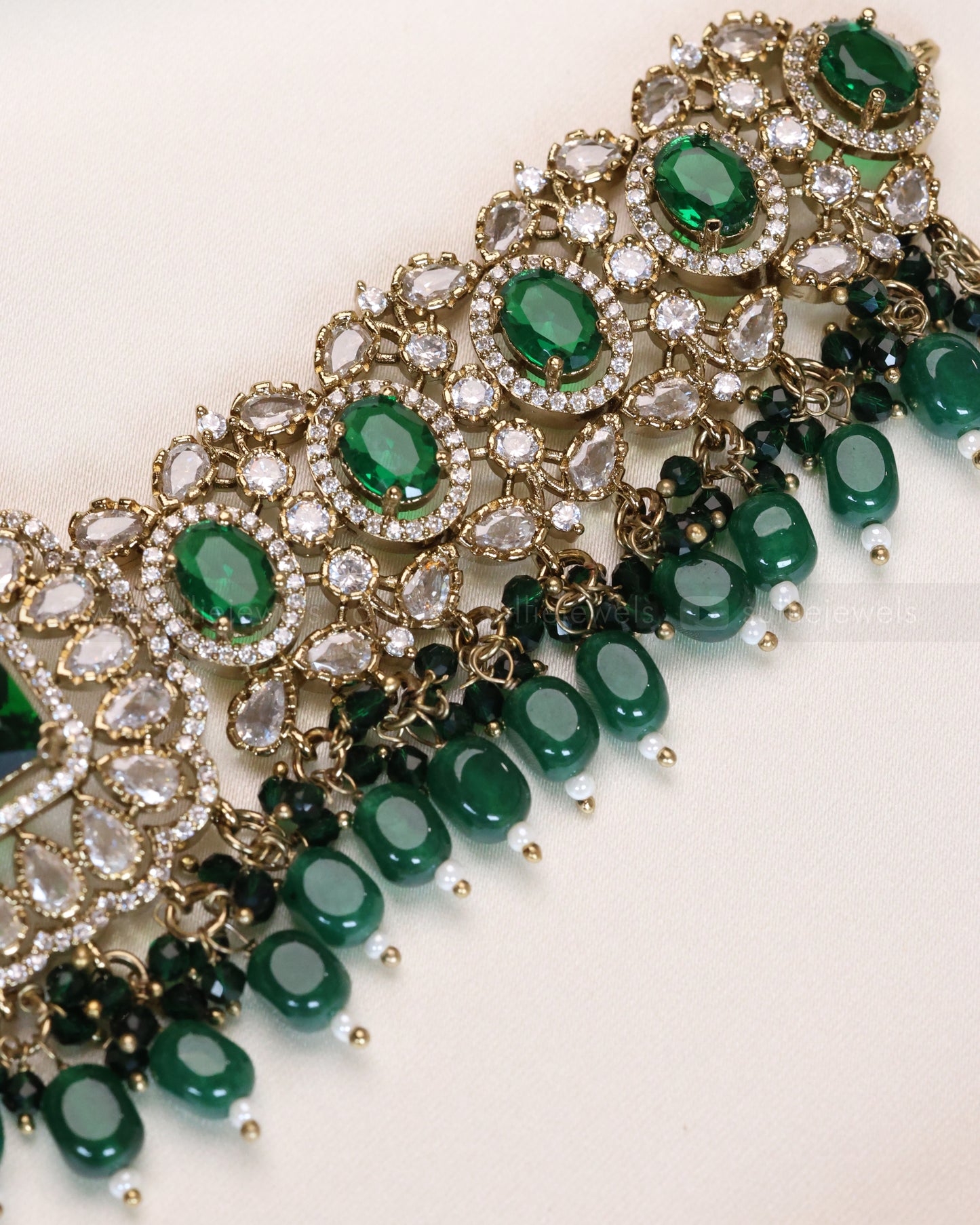 Premium Polki Emerald Heavy Choker with Earrings