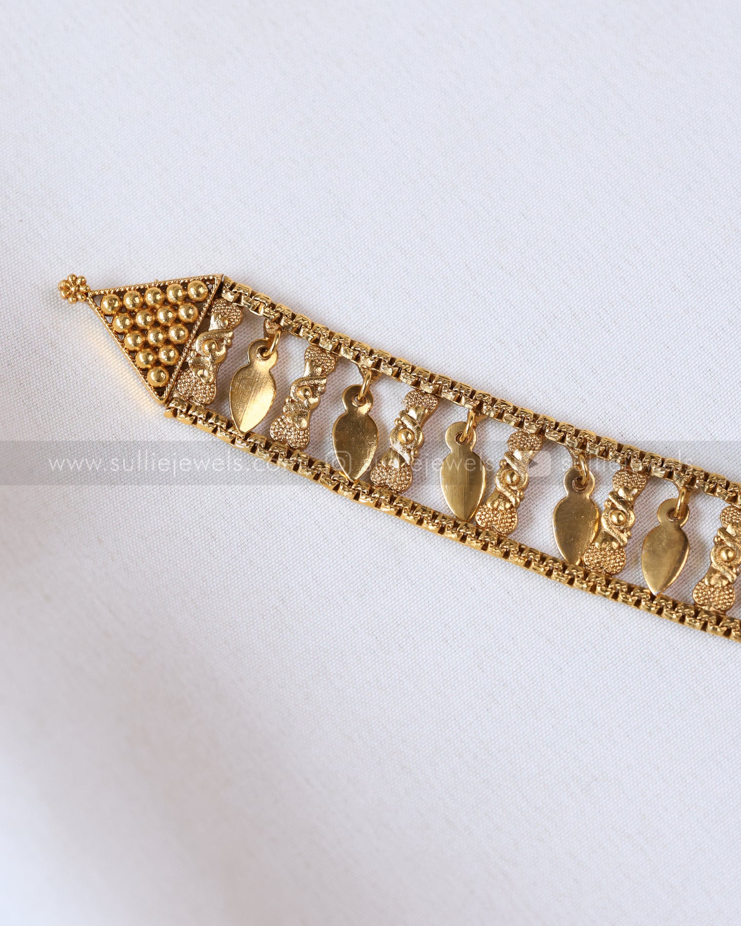 2142 - Sullie Basic Box Chain Single Line Elakkathali Necklace with Stud