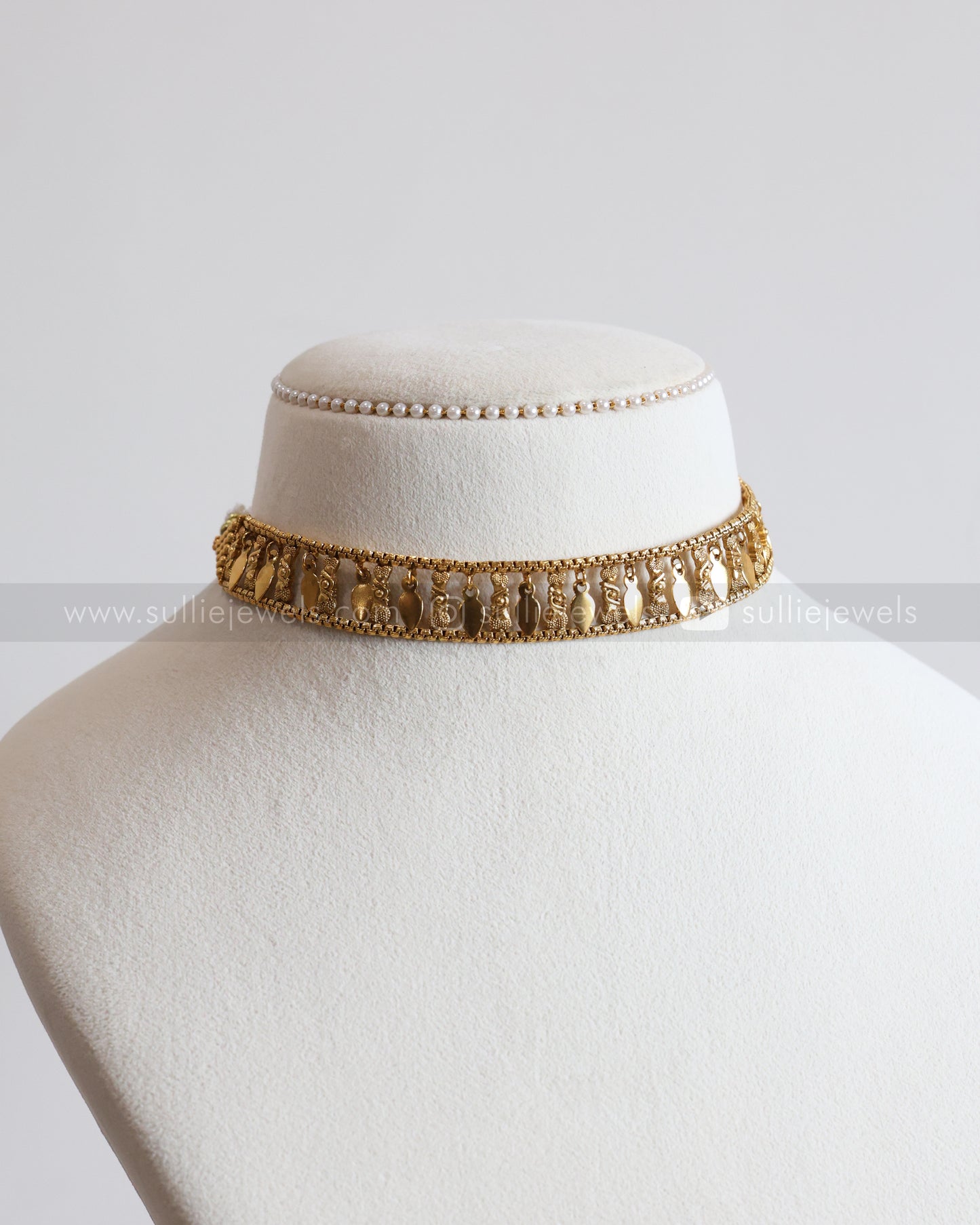 2142 - Sullie Basic Box Chain Single Line Elakkathali Necklace with Stud
