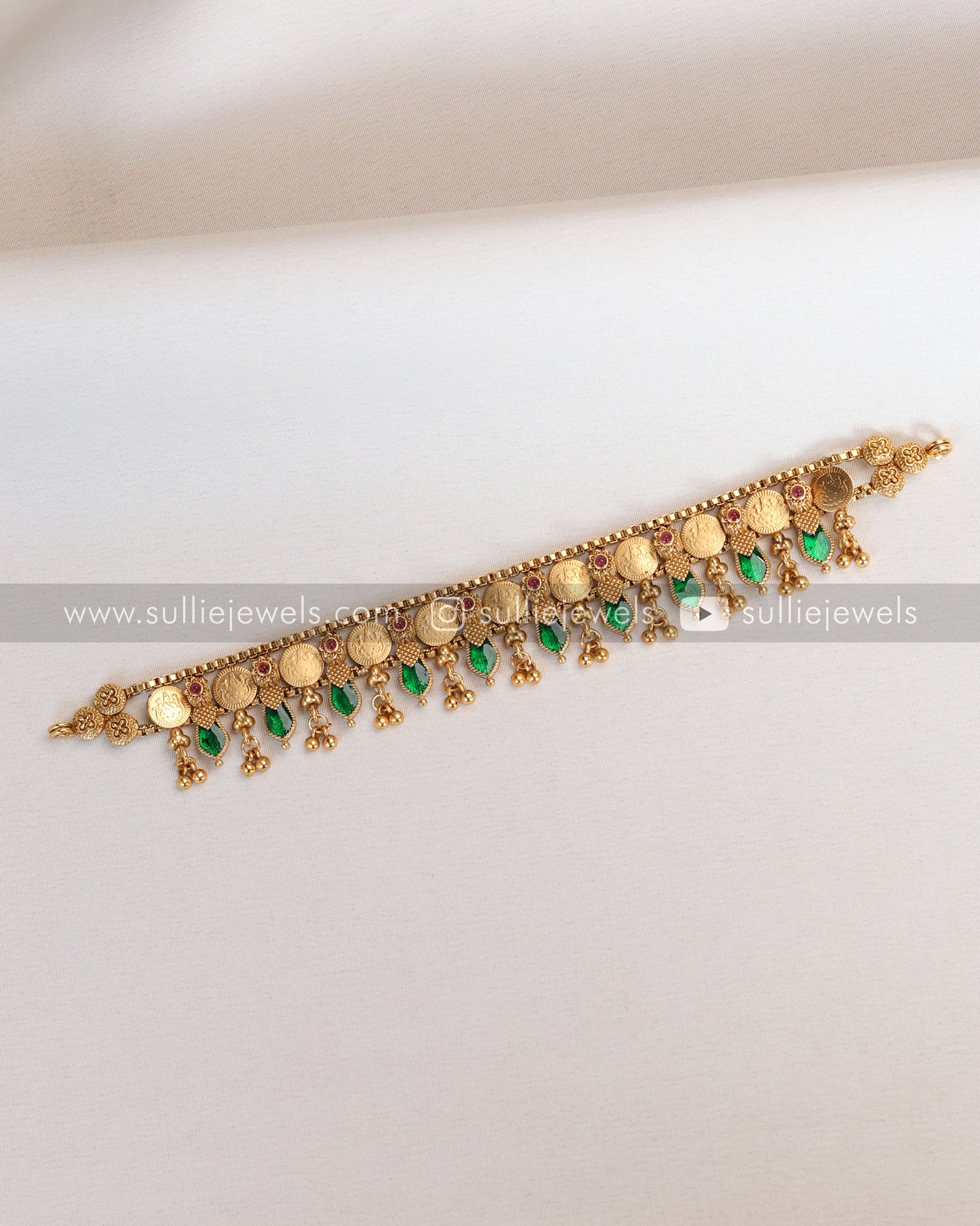 Sullie Basic - Traditional Palakka & Coin Choker with Earrings