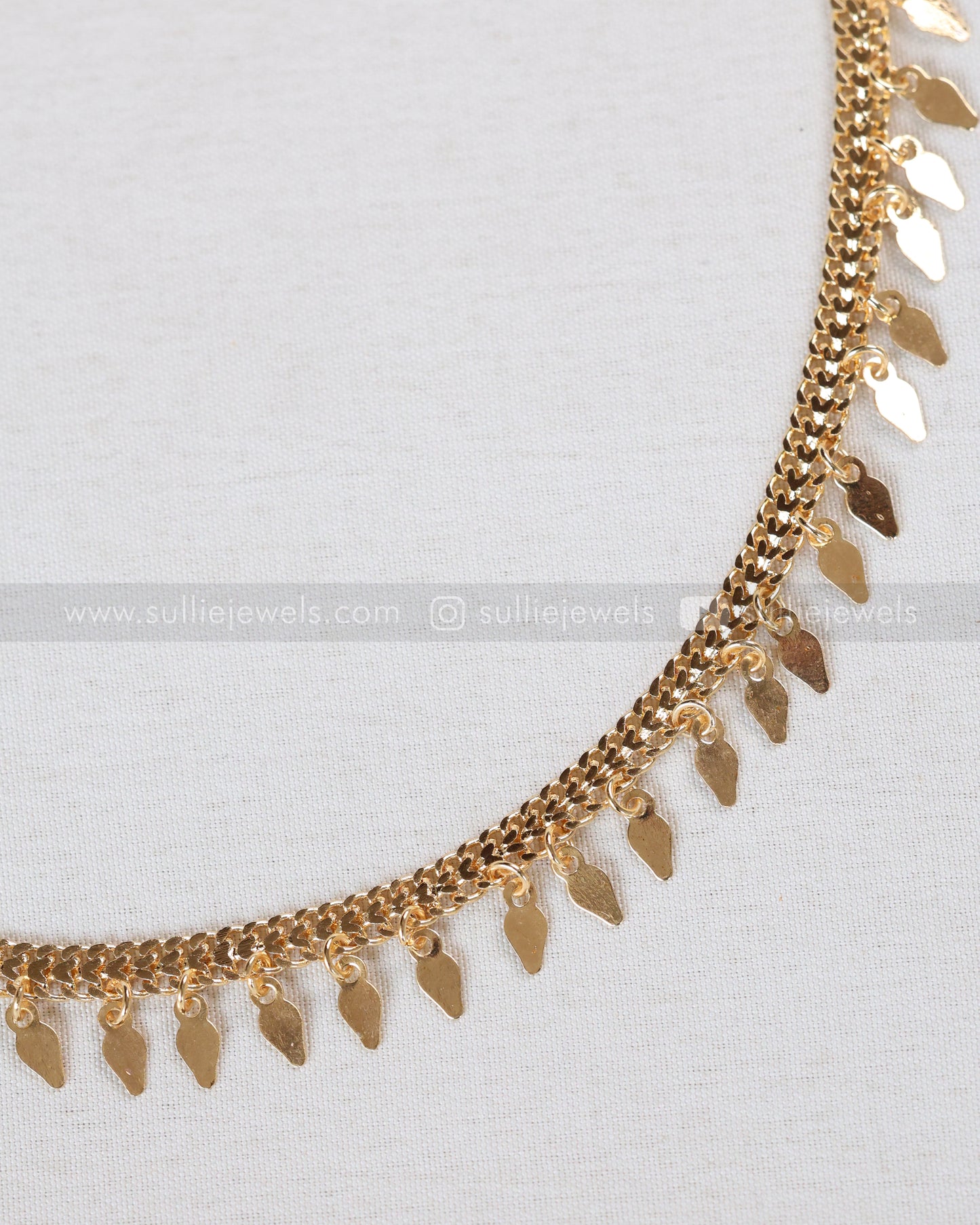 3918 - Gold Plated Premium Minimal Elakkathali Necklace