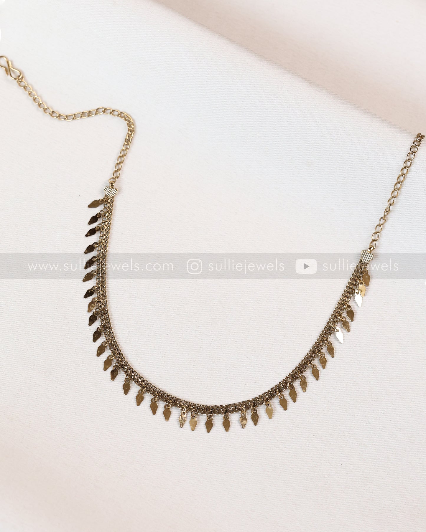 3919 - Antique Gold plated Minimal Elakkathali Necklace