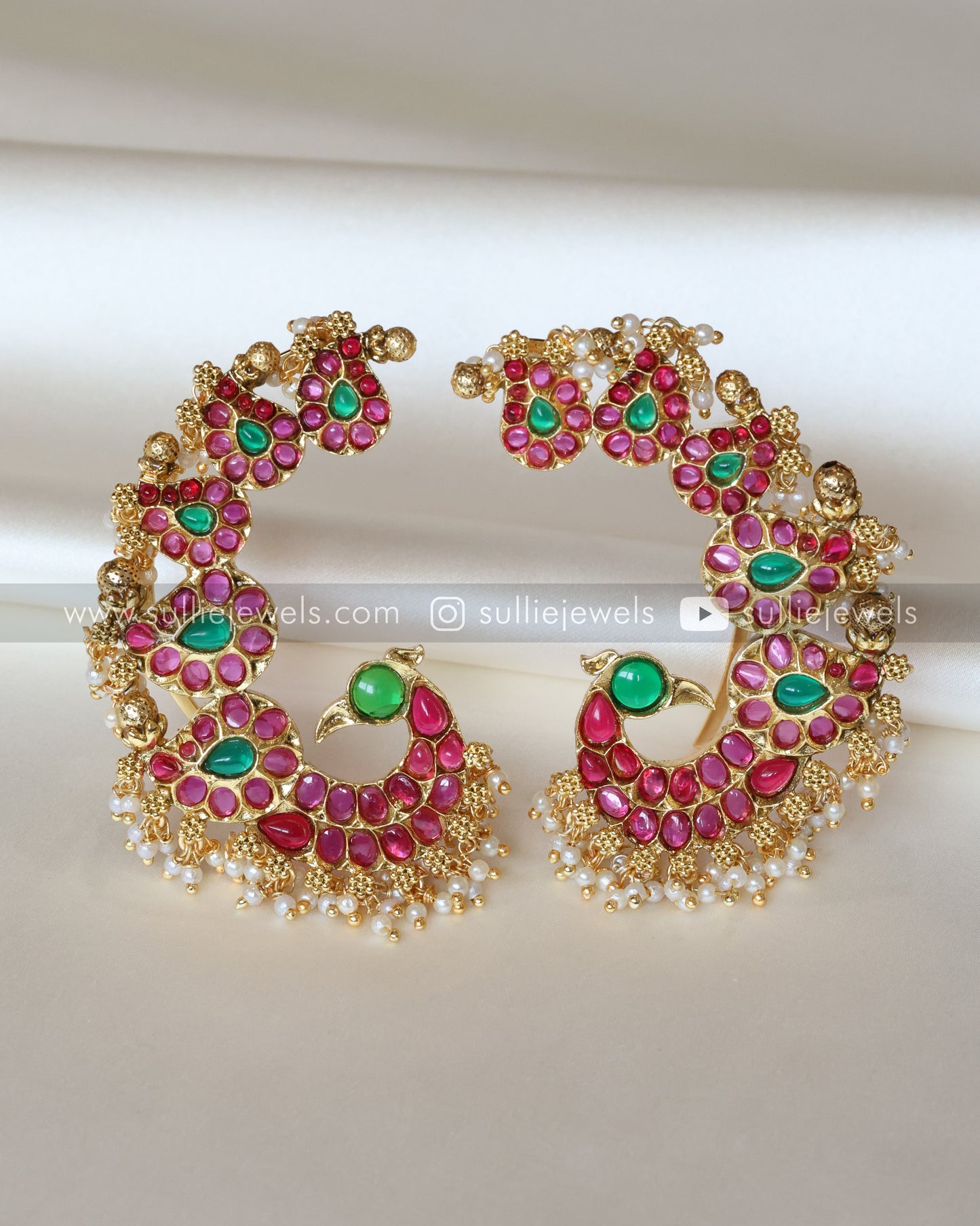 Kemp Premium Peacock Gold Ear Cuff