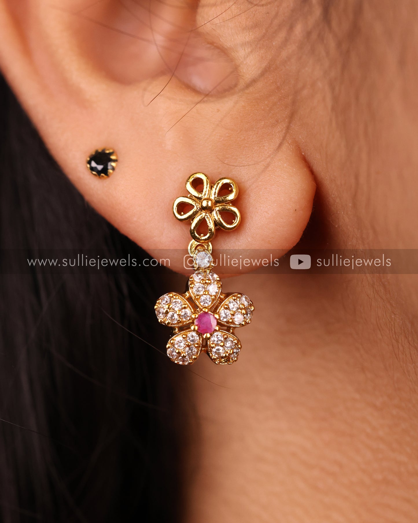 Diamond Flower Necklace Set