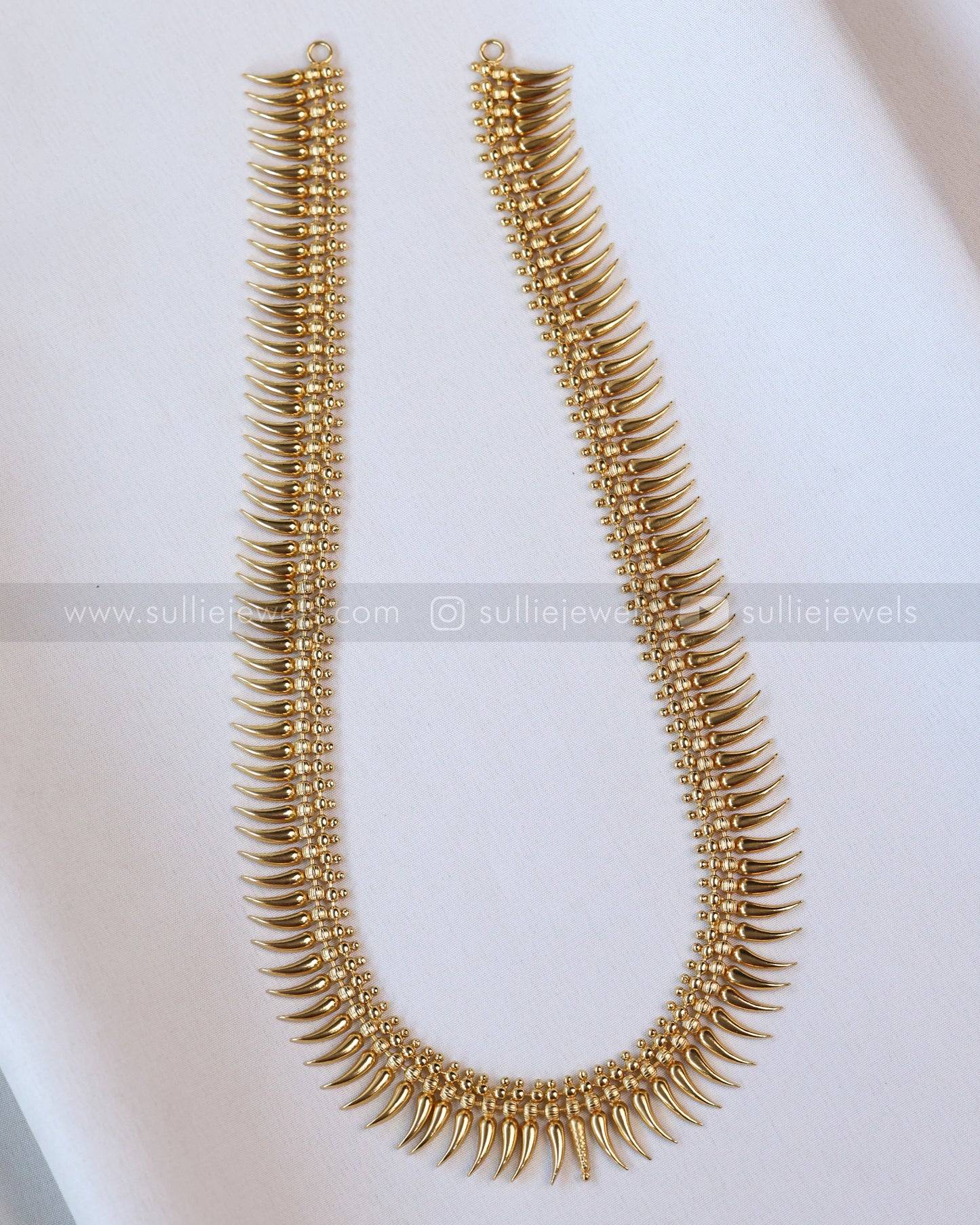 7140 - Minimal Golden Spike Long chain with Stud